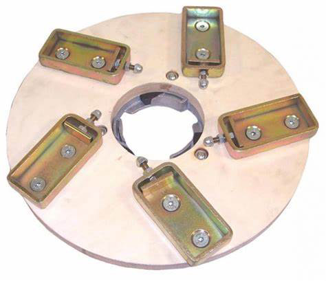 FLOOR SCRUBBER/POLISHER (32AMP) 5